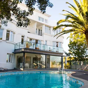 https://amazonia-estoril.hotels-lisbon-portugal.com